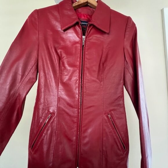 Tristan & Iseut Leather Jacket - Picture 2 of 9